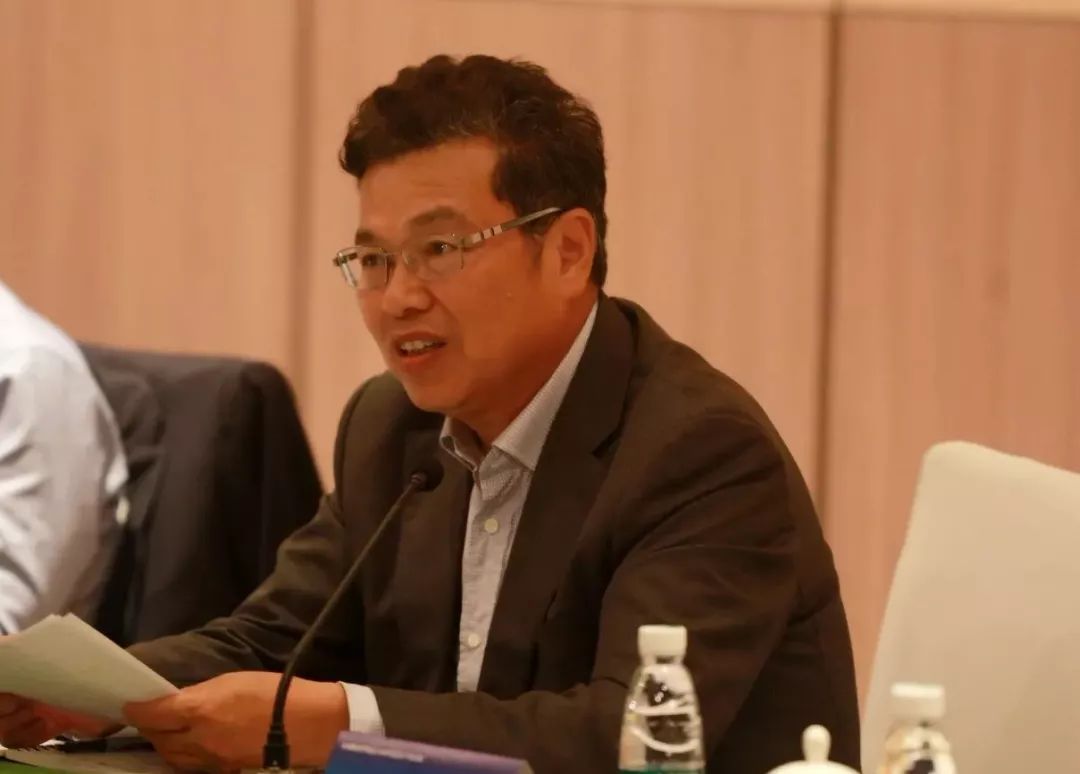 沈建忠会长到临勤博教育，听取行业年夜学建设工作陈诉请问