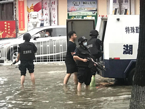 湖北保安吹响防汛“集结号”