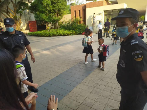 南宁保平安力护航校园平安