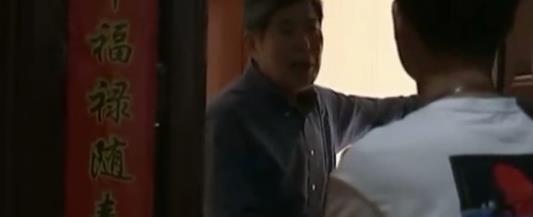 高档小区三更频发尖锐“怪声”居民不堪其扰，始作俑者：关我屁事